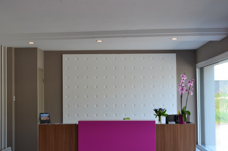 Staff-luminaire-et-parement-e1442838823743